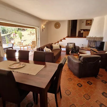 Spacieuse Avec Piscine Privée à - Fr-1-780-12 Sainte-Maxime